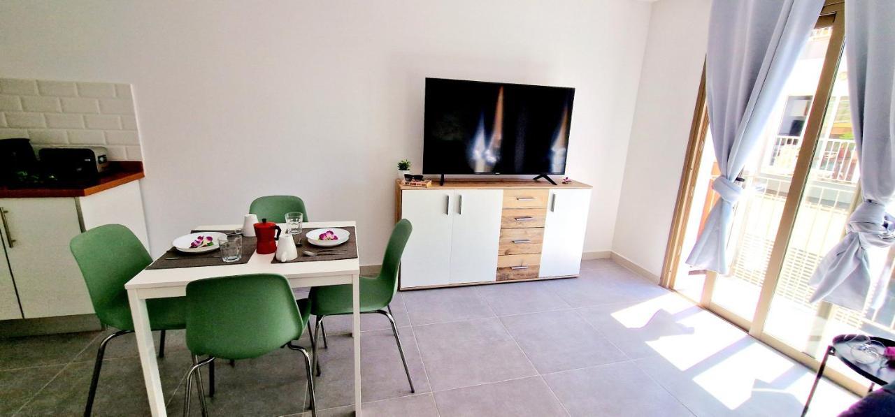 Apartamentos Playa San Juan & Wifi Free Guia de Isora  Exterior photo